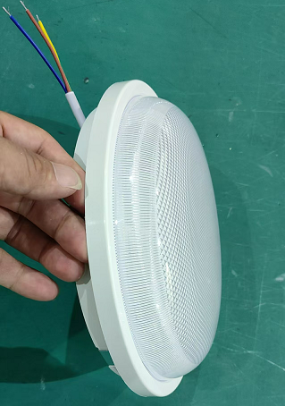 郎特�U�技高光效吸��灯8w光效180lm/w